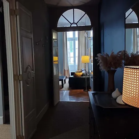 The Grand 42 - Stylish Apartment