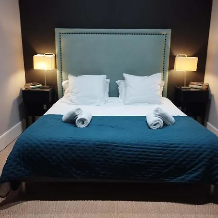 The Grand 42 - Stylish Apartment *